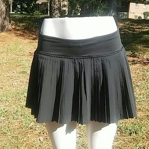 Lululemon athletica size 8 skorts